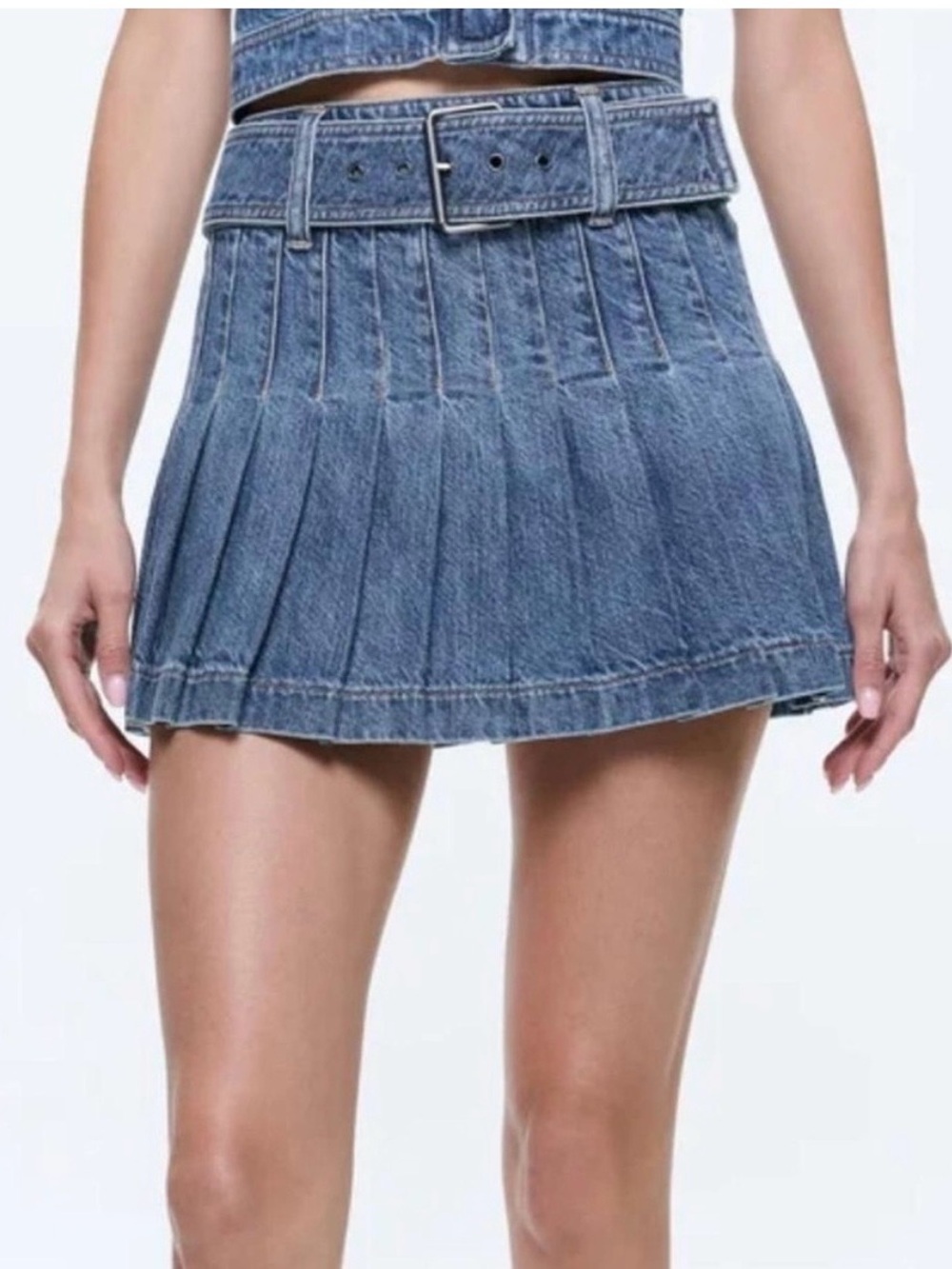 Alice + Olivia Denim Pleated Mini Skirt in Blue